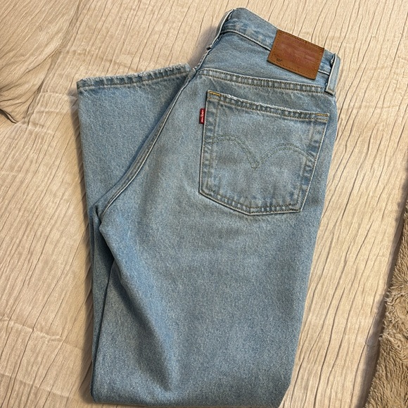 Levi’s 501s - Picture 2 of 6